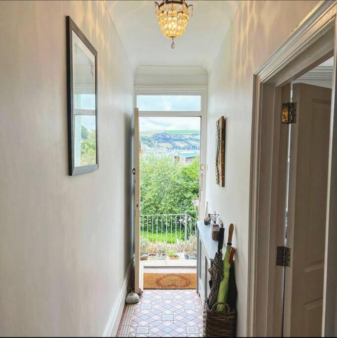 Hazel Bank Holiday Overlooking The River Dart Kingswear Exterior photo